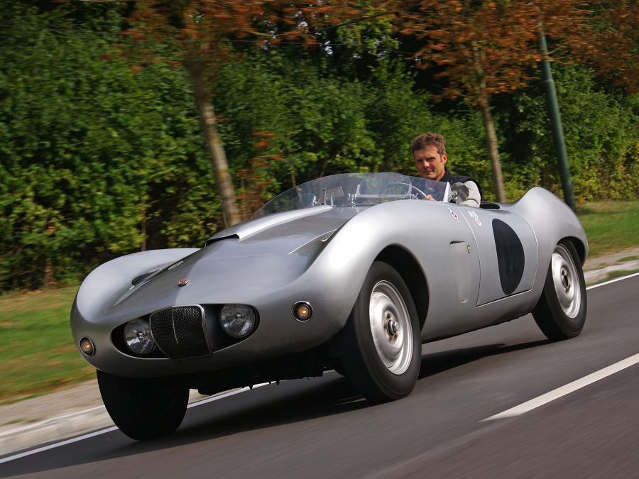  Arnolt-Bristol Deluxe Roadster 1956 года  (фото 8 из 16)